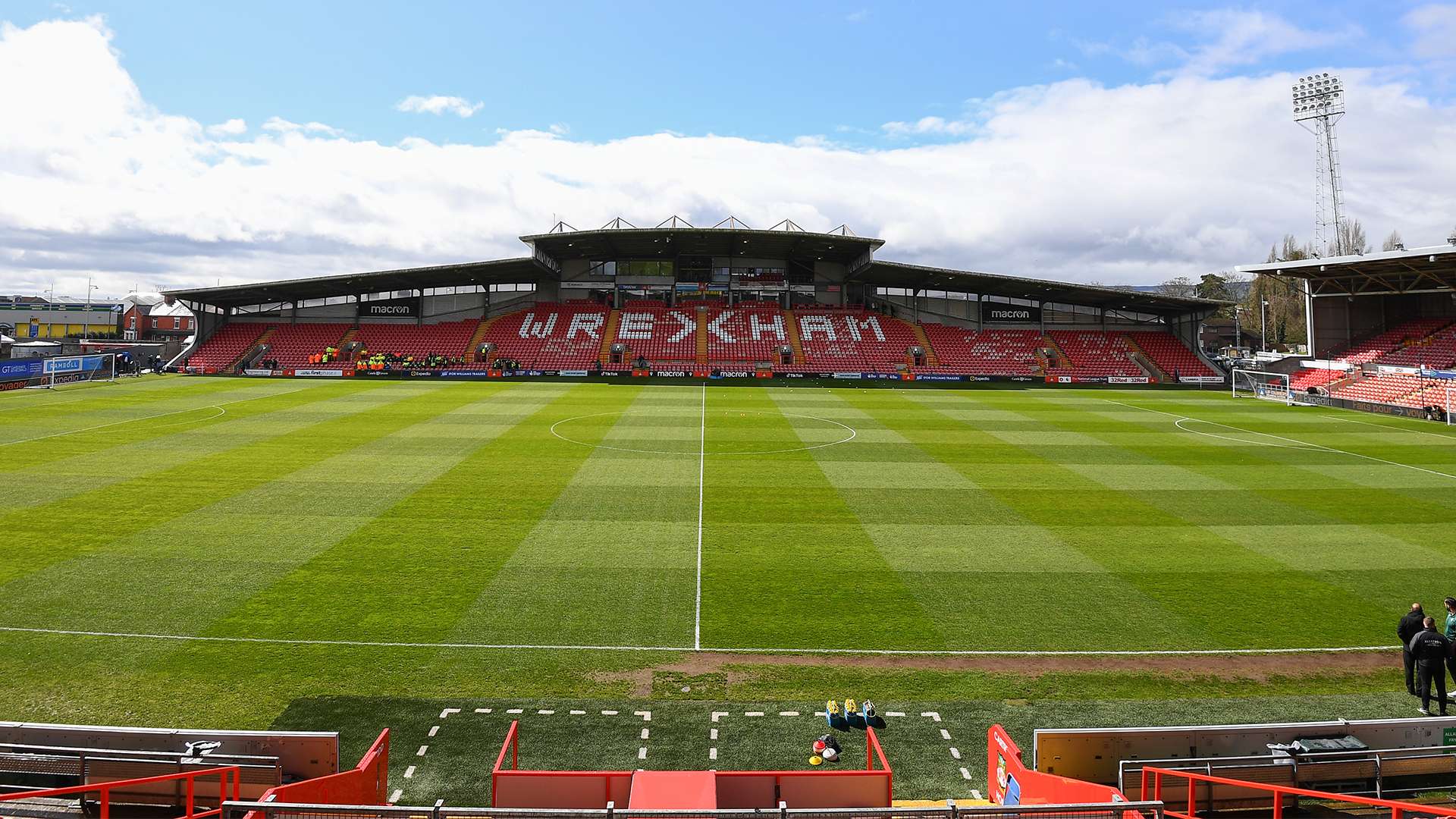 九游娱乐正规平台直播：羽毛球女双1／4决赛黄东萍／谭宁对阵陈笑菲／冯雪颖